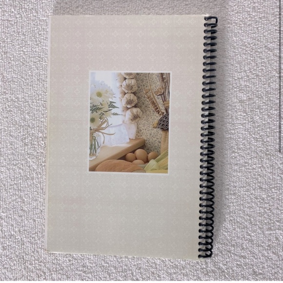 Vintage Evarts Community Club Out Of The Evarts Kitchen Cookbook - Picture 2 of 14